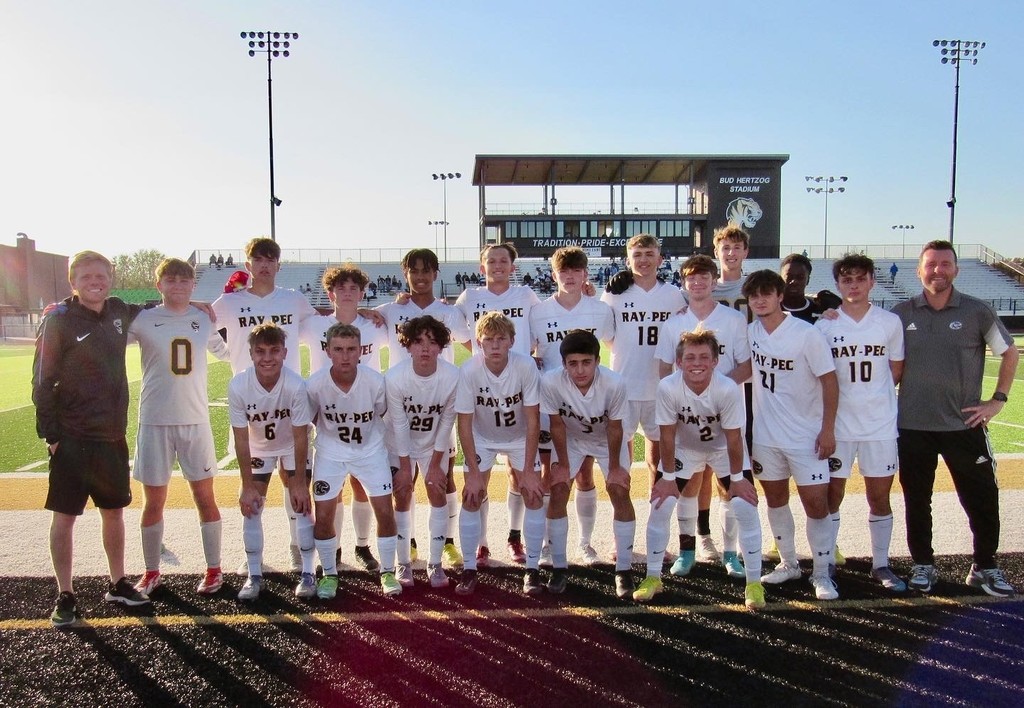 RPHS Boys Soccer Team at District Semifinals
